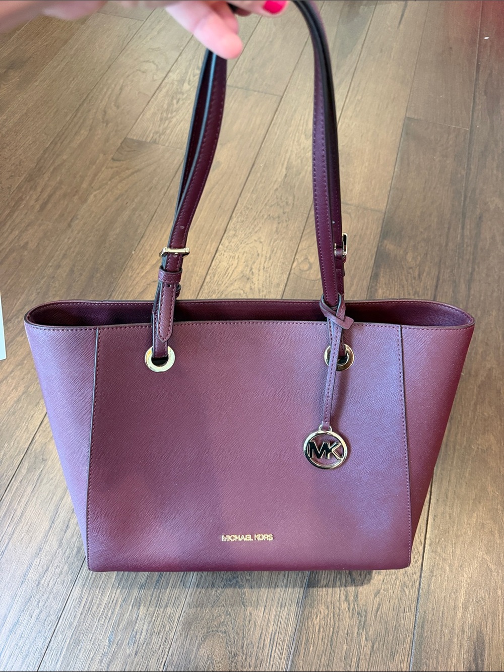 Michael Kors Walsh Multifunction Medium Tote - C74